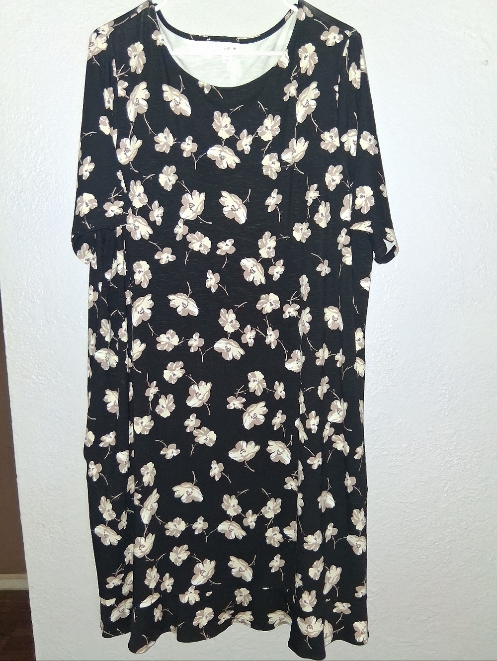 J Jill NWT Short Sleeve Midi Floral Black Tan Dress Cooling Fabric 2X